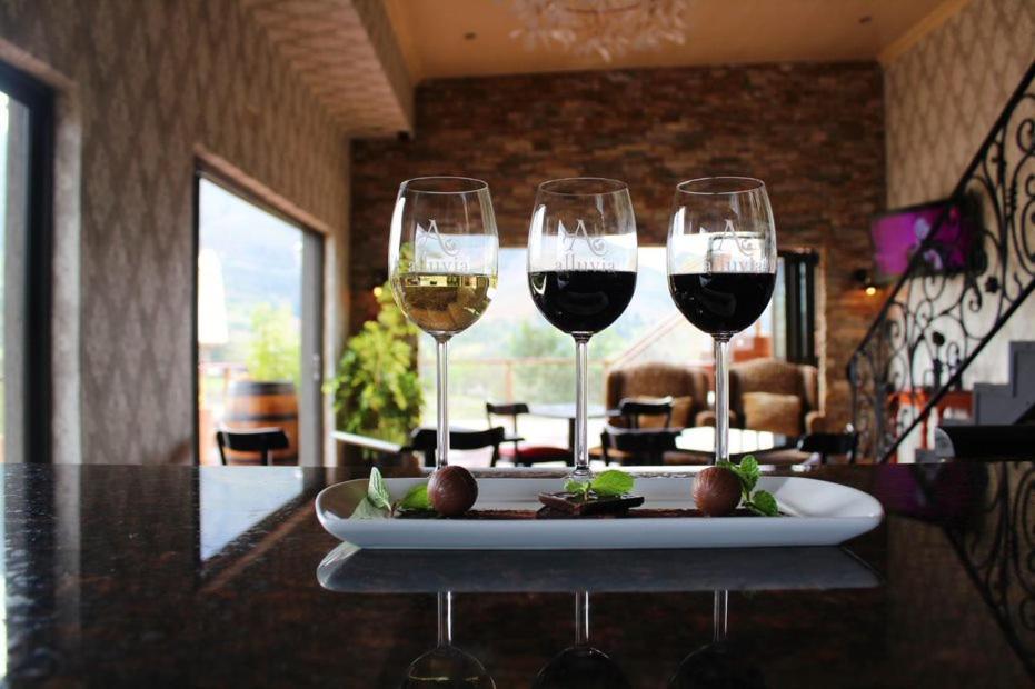 Alluvia Boutique Winery & Luxury Accommodation Στέλενμπος Εξωτερικό φωτογραφία Wine tasting