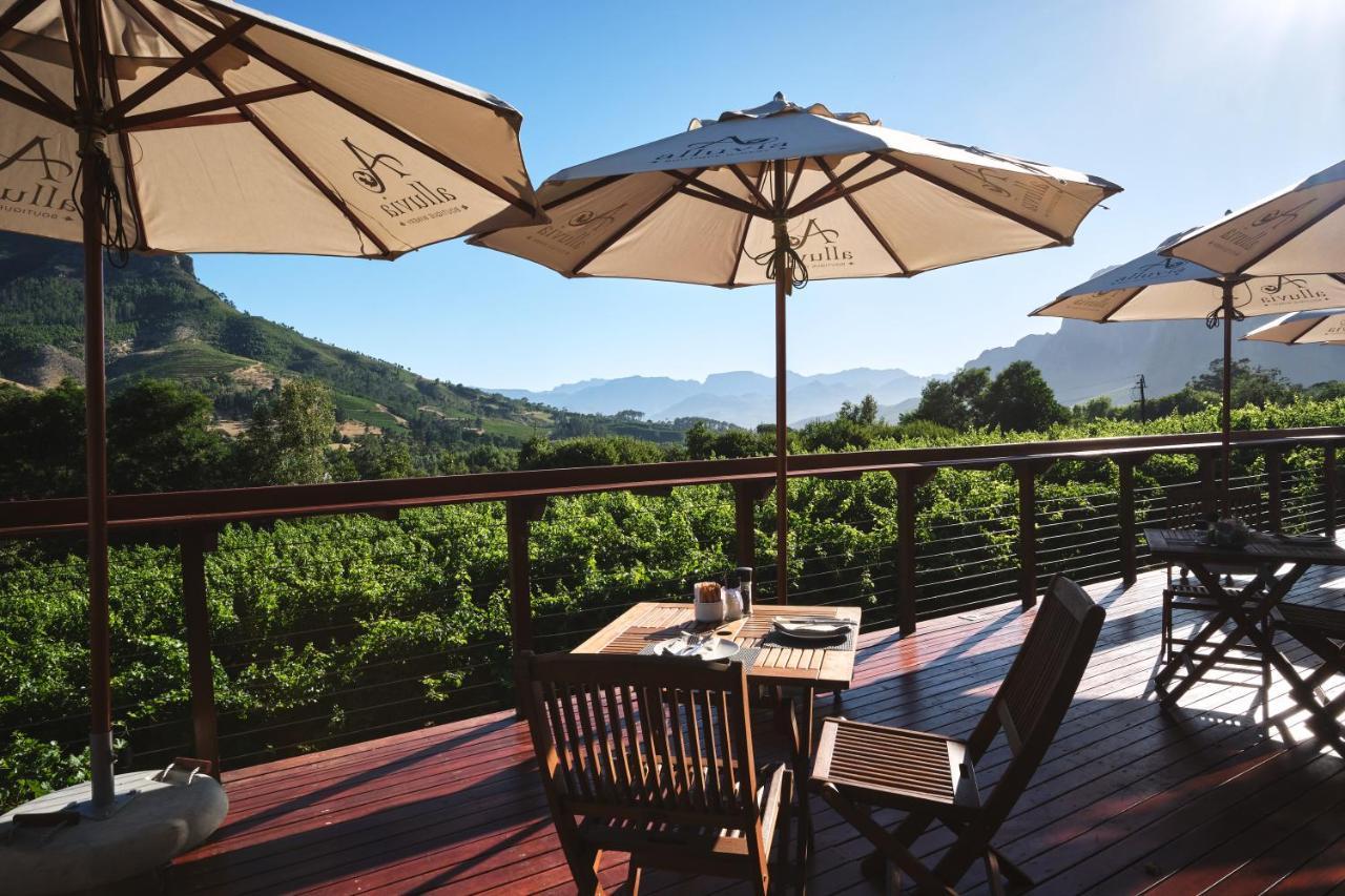 Alluvia Boutique Winery & Luxury Accommodation Στέλενμπος Εξωτερικό φωτογραφία The restaurant at the Château de Chaumont