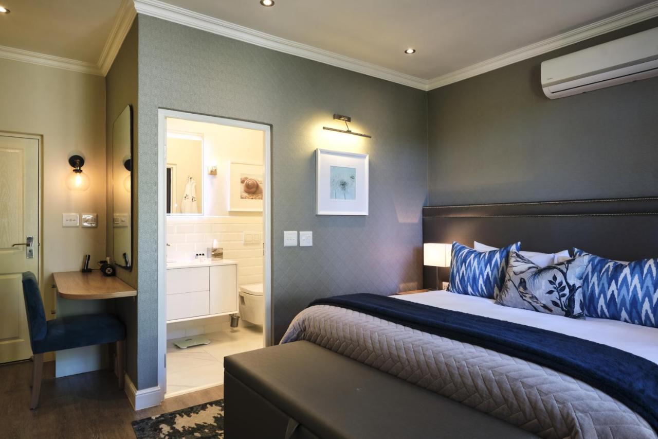 Alluvia Boutique Winery & Luxury Accommodation Στέλενμπος Εξωτερικό φωτογραφία A bedroom at the Oyster Box